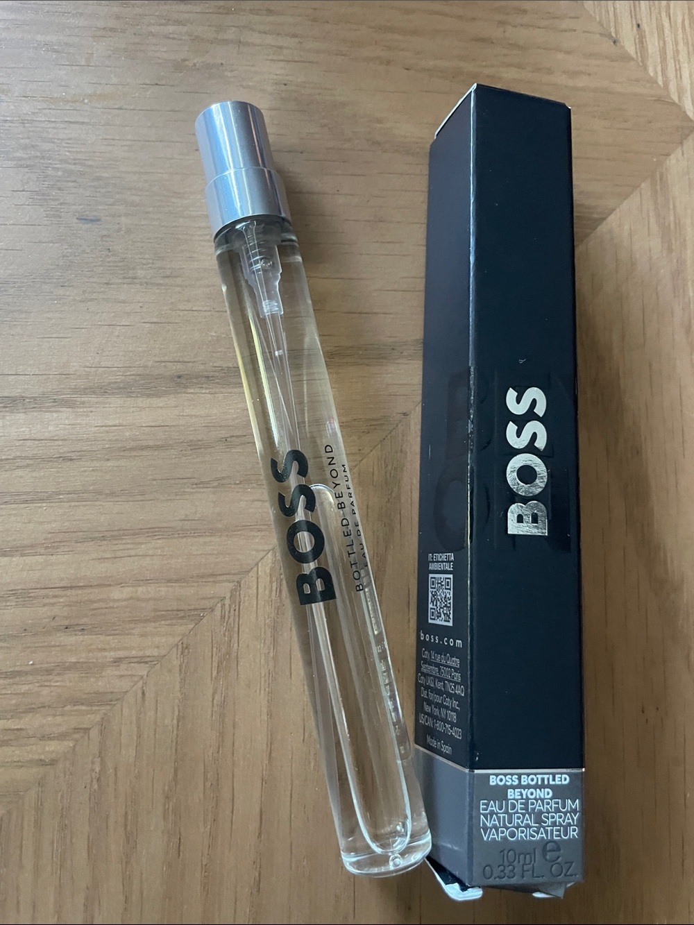 Boss Bottled Beyond Travel Spray - Clear Glass with Silver Cap